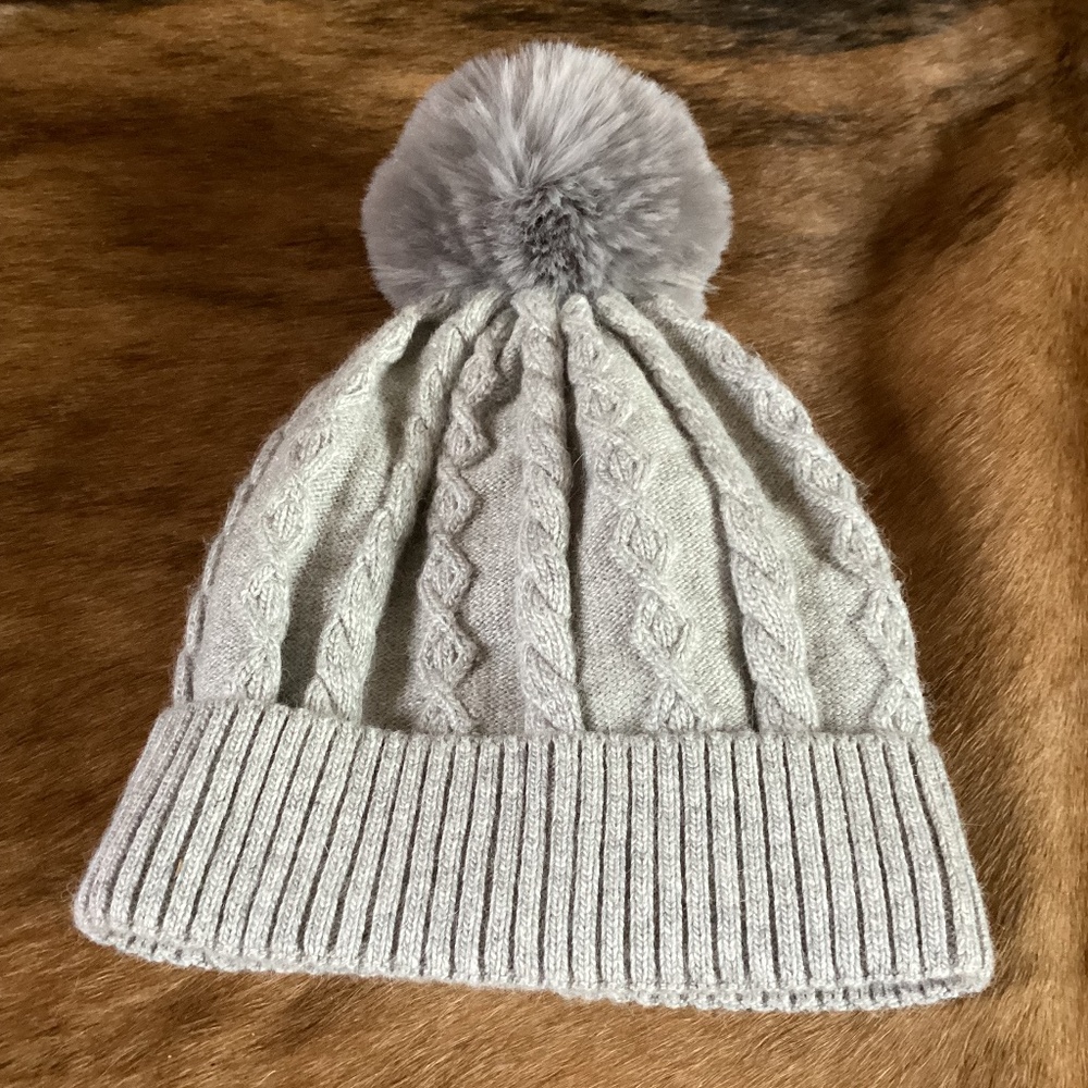 Gray Cashmere Knit Puff Ball Top Lined Beanie